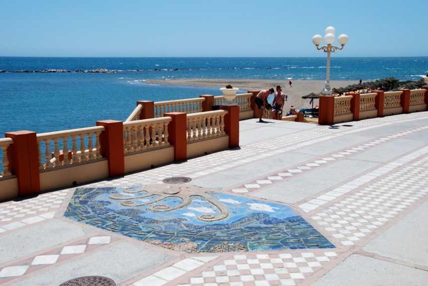 A Step From The Ocean!!! Apartment Benalmádena Exterior photo